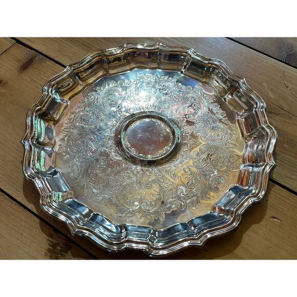 Vintage Sheffield Silver Co. Chippendale. round platter w/raised center 4 bowl. - Picture 3 of 6